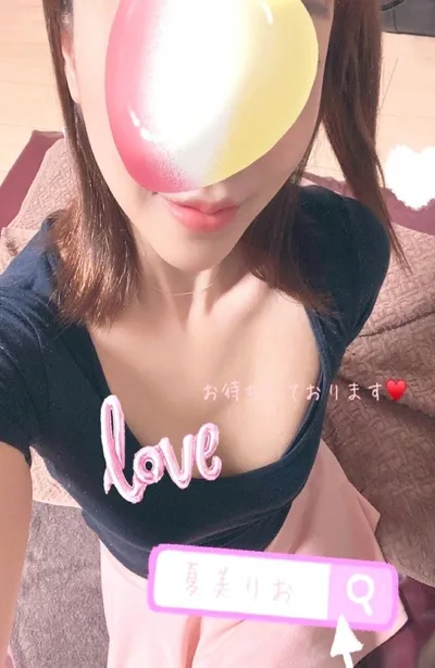 夏美りお 3